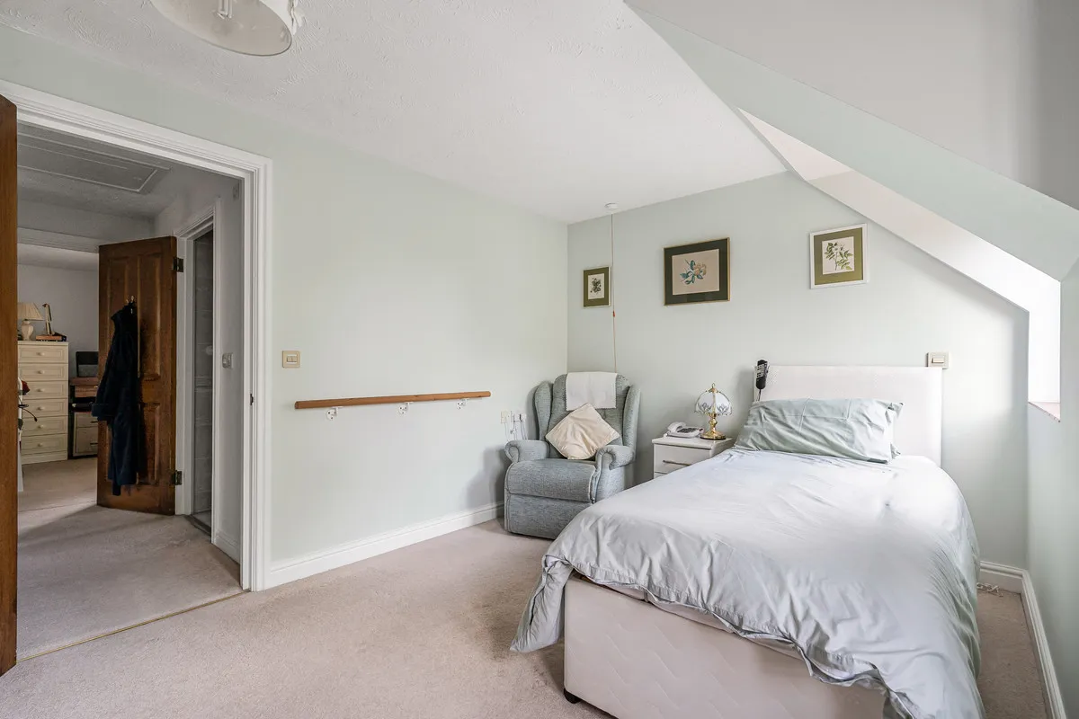 The South Lodge, Bicester, OX26, photo 4