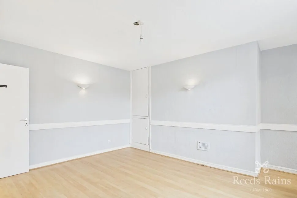 2 bed property to rent, Park Road, Chorley, PR7