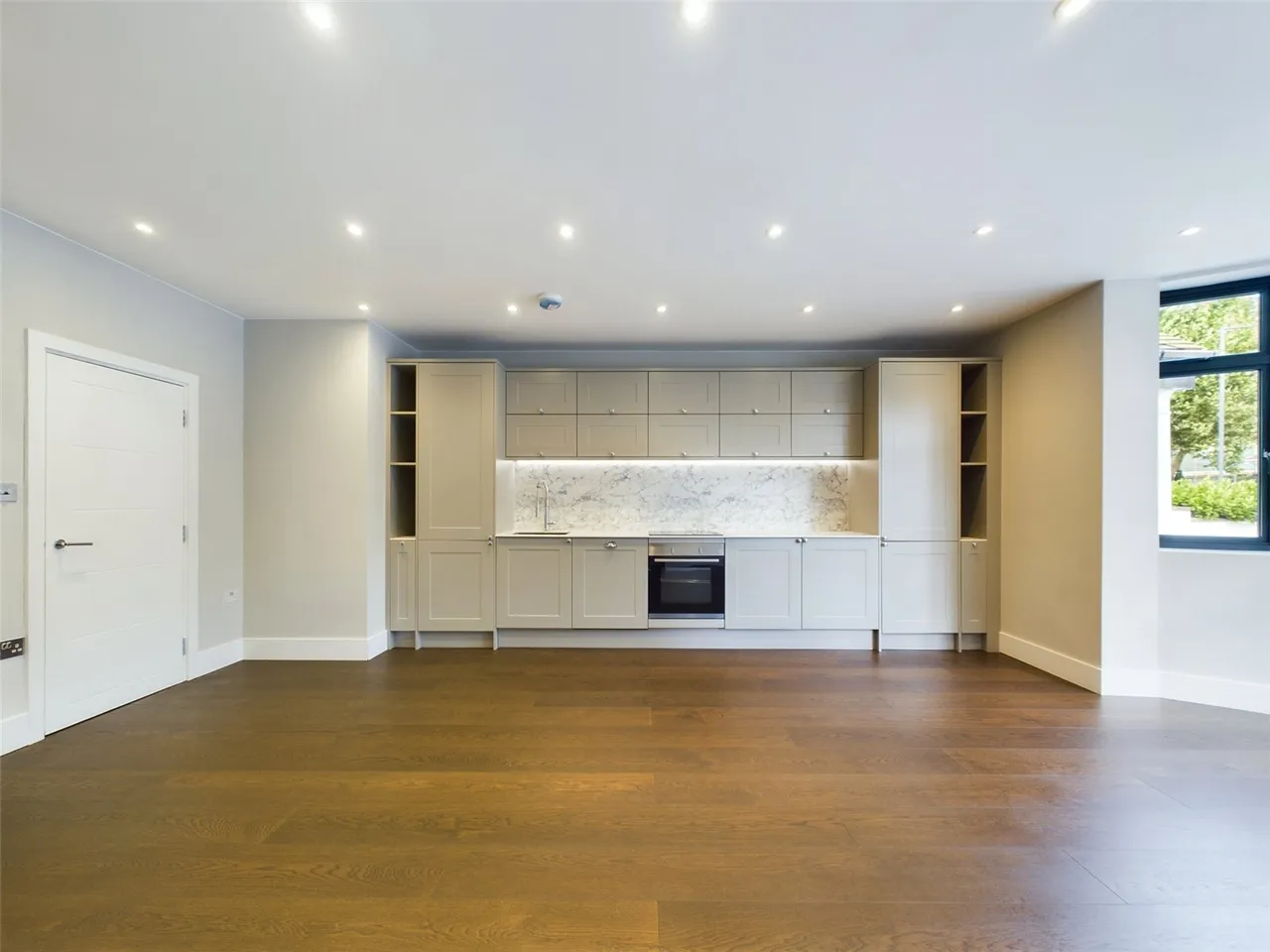 Brondesbury Park, London, NW6, photo 2
