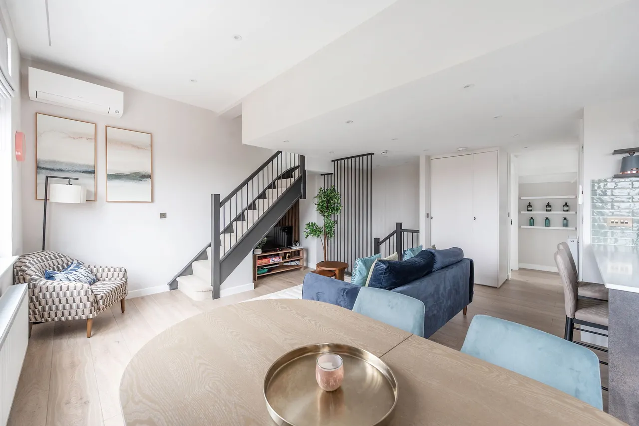 Flat 3, 47 The Ridgeway, London, photo 12