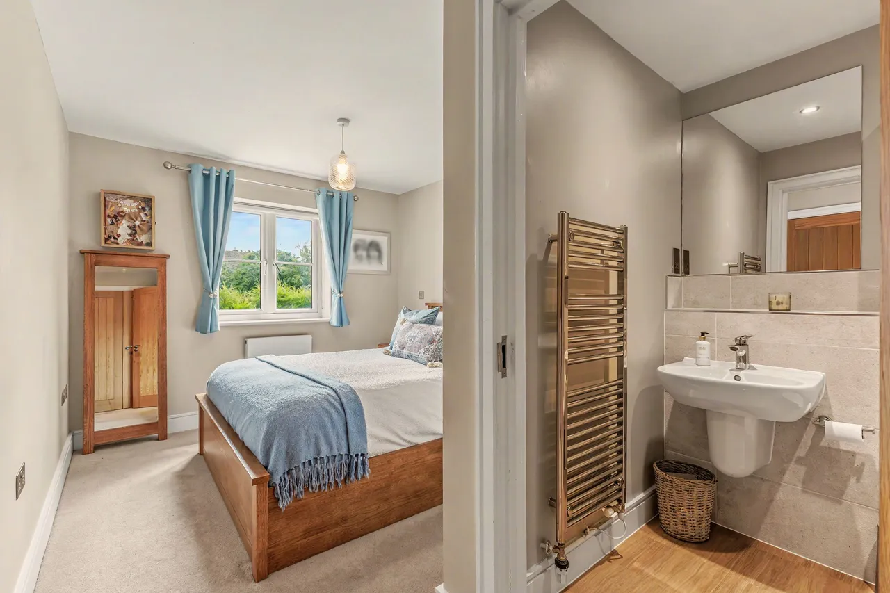 Hewitt Road, Barford, CV35, photo 10