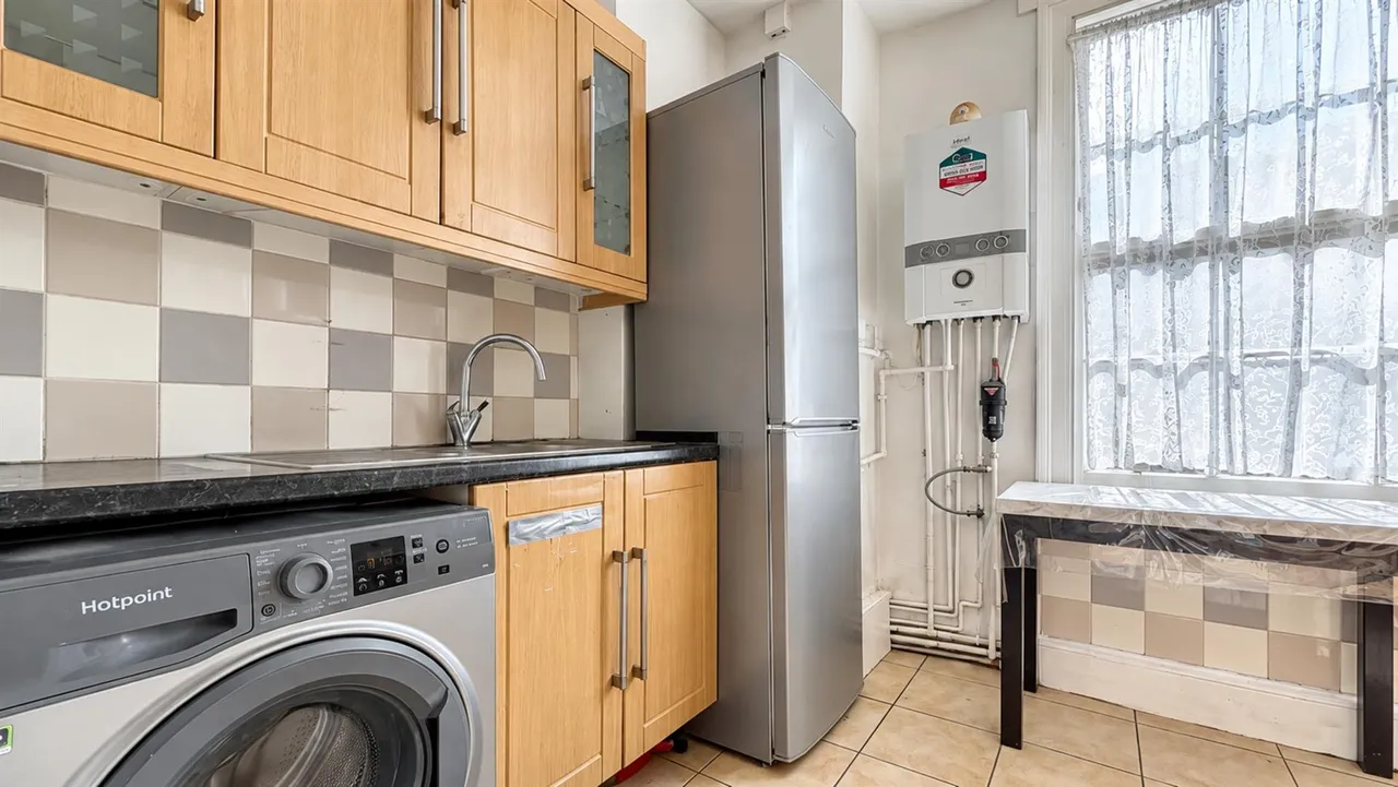 Swanfield Street, London, E2, photo 8