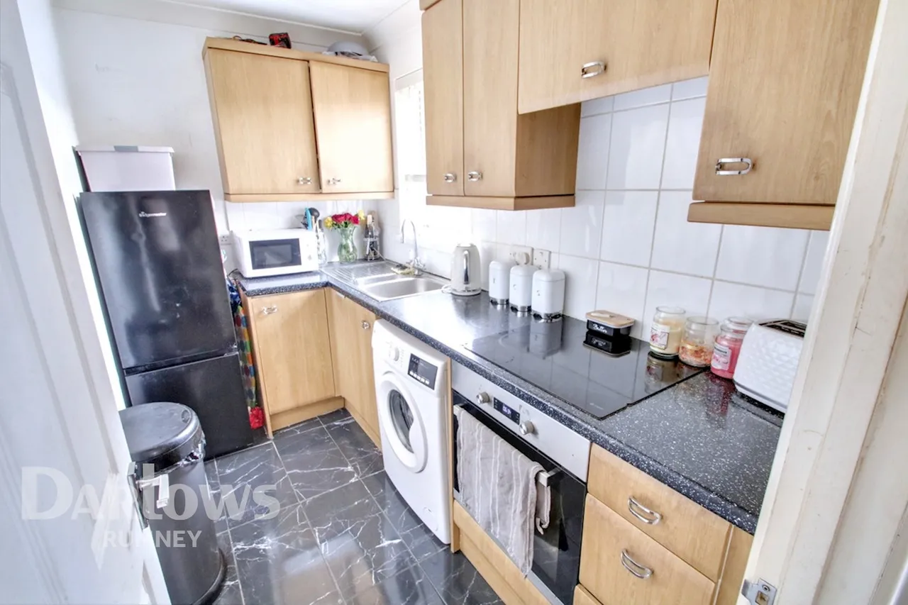 Redwood Close, Cardiff, photo 3