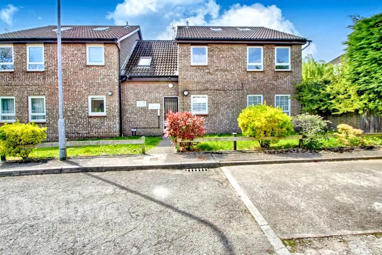 1 bed flat for sale, Redwood Close, Cardiff