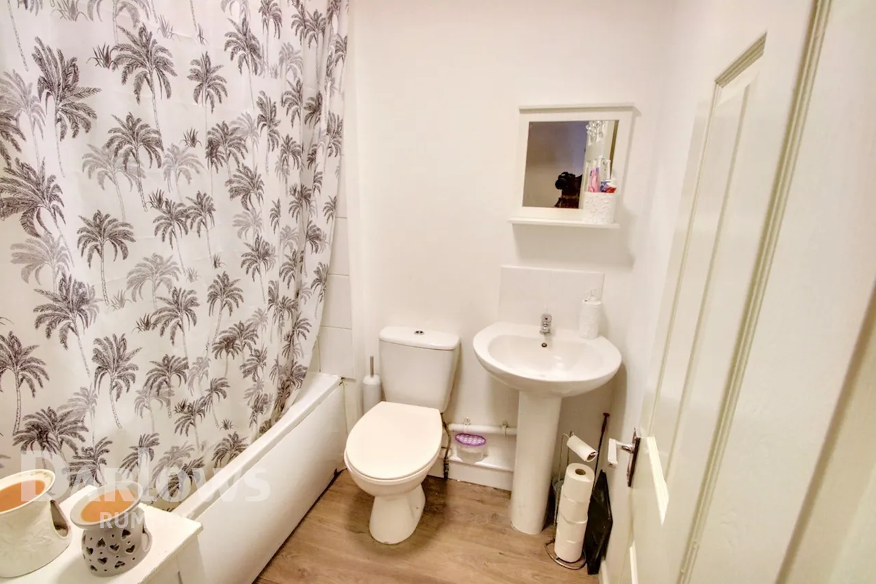 Redwood Close, Cardiff, photo 6