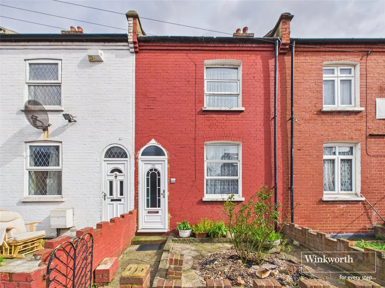 3 bed house for sale, Woodheyes Road, Neasden, NW10