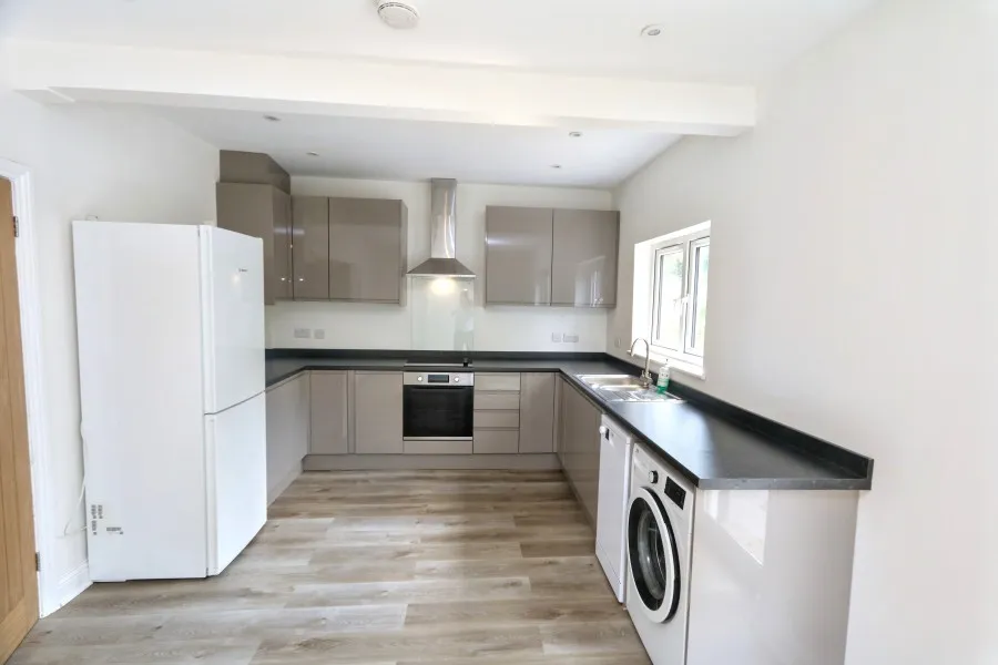 Burney Avenue, Surbiton, KT5, photo 3