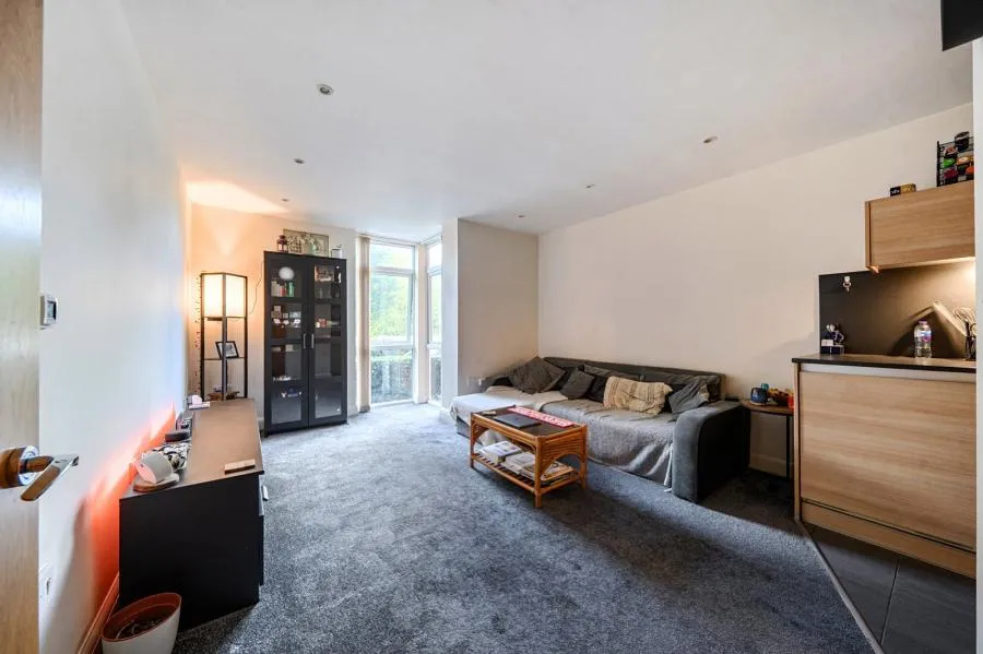 Kerr Place, Aylesbury, HP21, photo 2