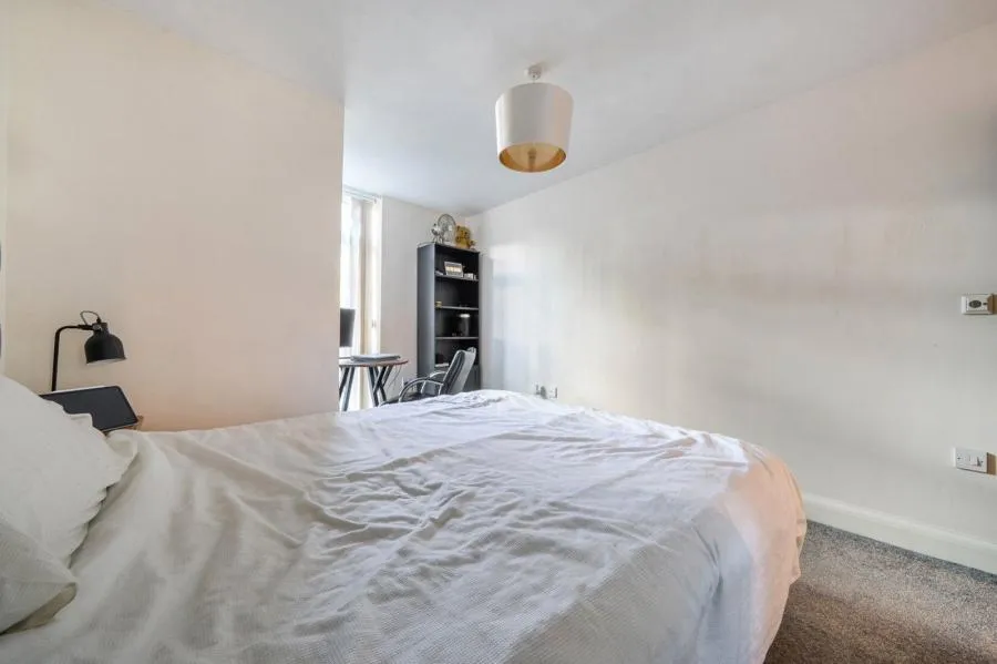 Kerr Place, Aylesbury, HP21, photo 14