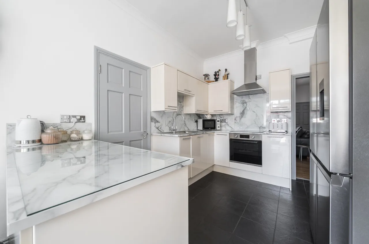 Northgate Avenue, Portsmouth, PO2, photo 12