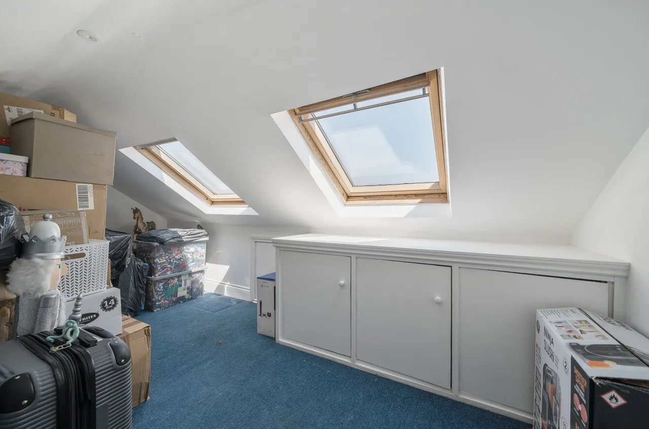 Northgate Avenue, Portsmouth, PO2, photo 11