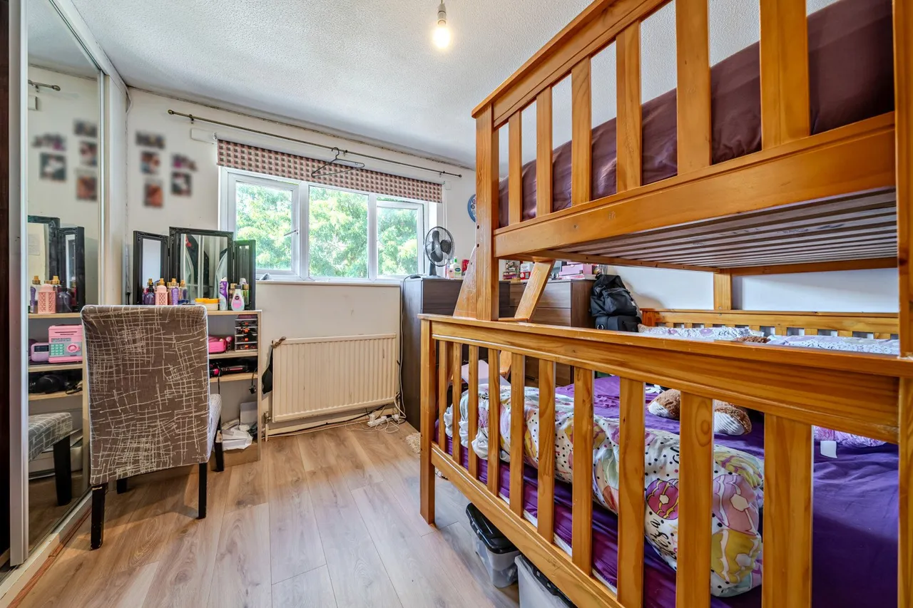 Nickelby Close, SE28, photo 7