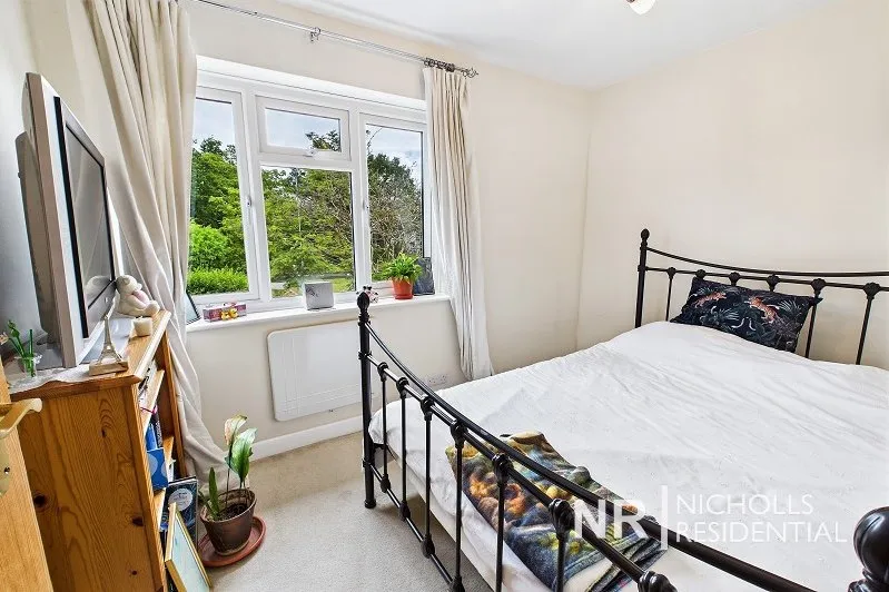 Kingston Road, Leatherhead, KT22, photo 14
