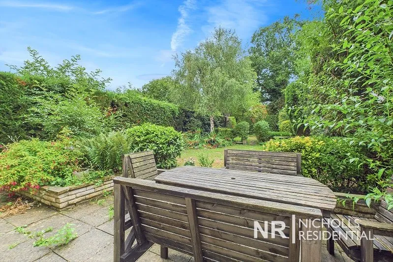 Kingston Road, Leatherhead, KT22, photo 16