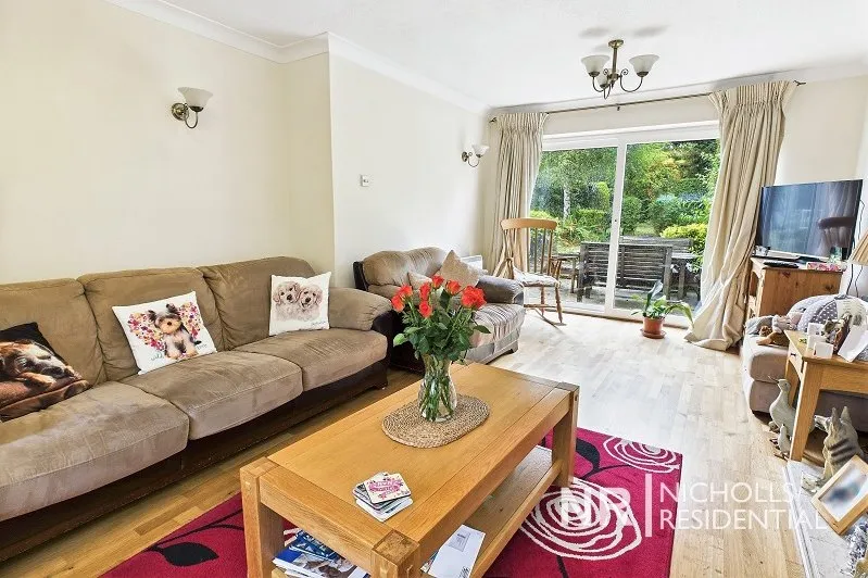 Kingston Road, Leatherhead, KT22, photo 5