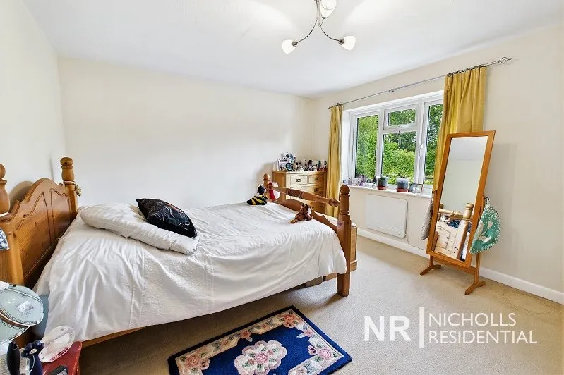 Kingston Road, Leatherhead, KT22, photo 10