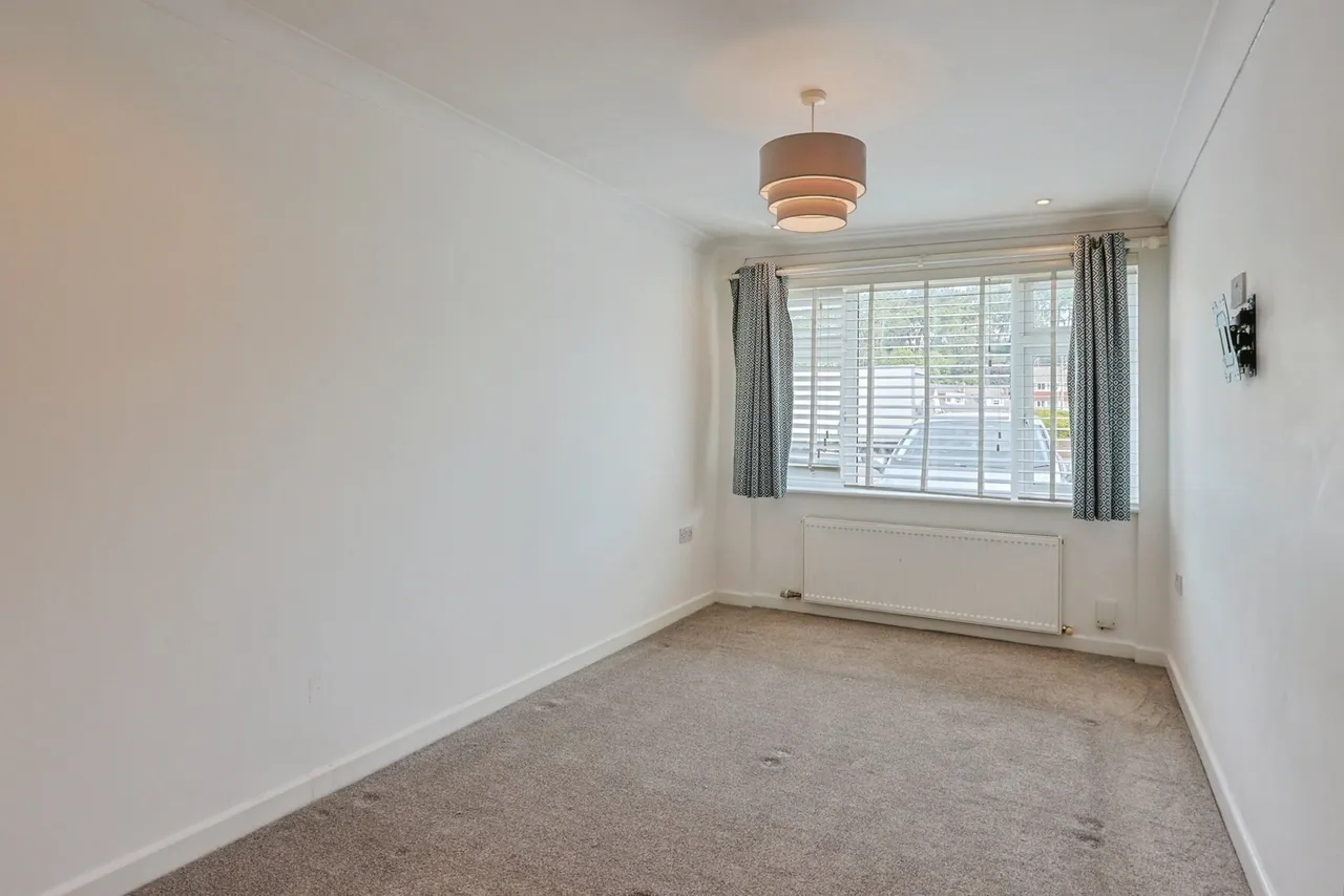 Yarmouth Road, Poole, BH12, photo 11