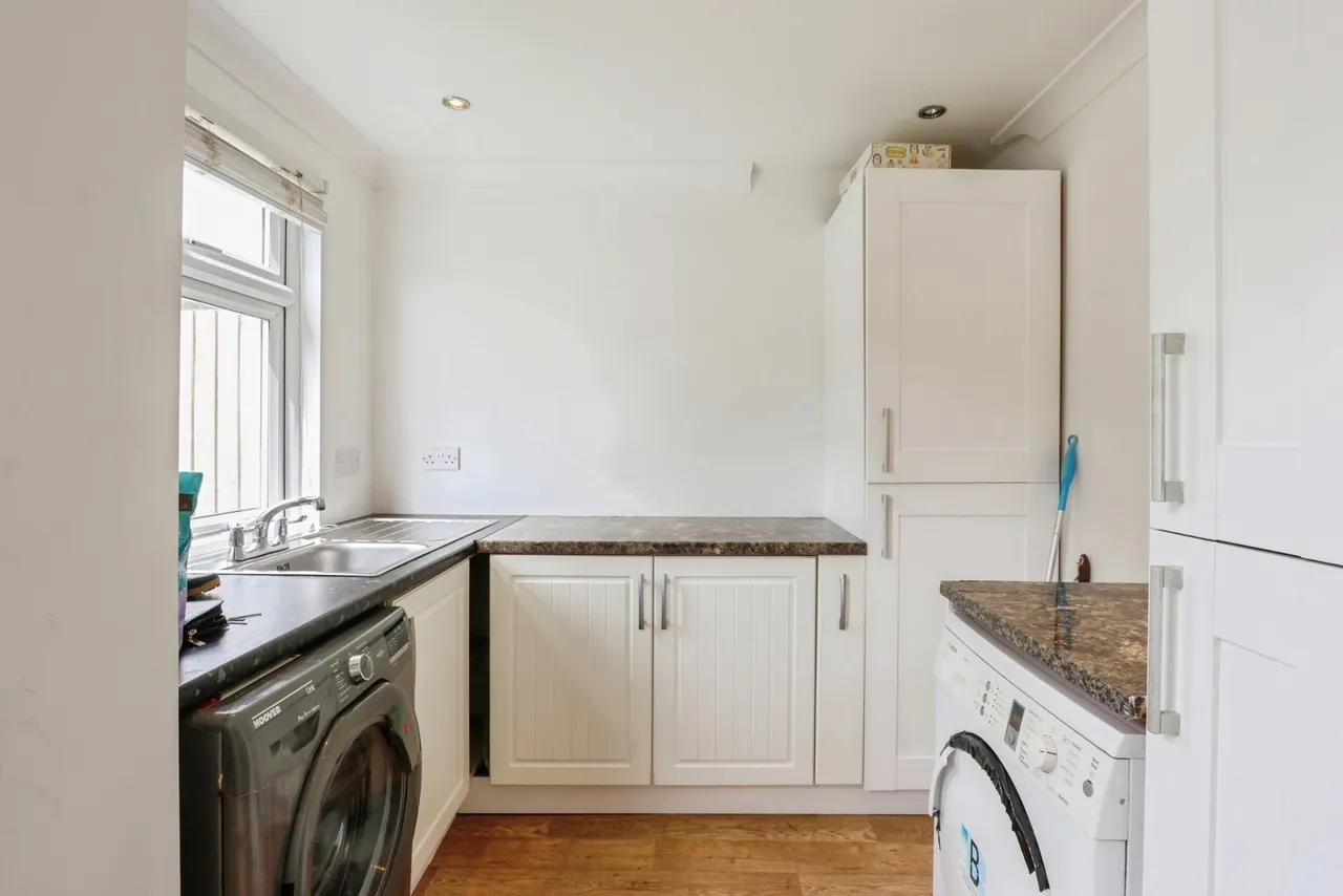 Yarmouth Road, Poole, BH12, photo 9