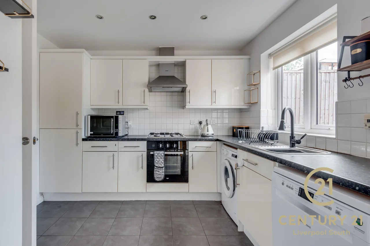 Leeming Grove, Garston, L19, photo 4