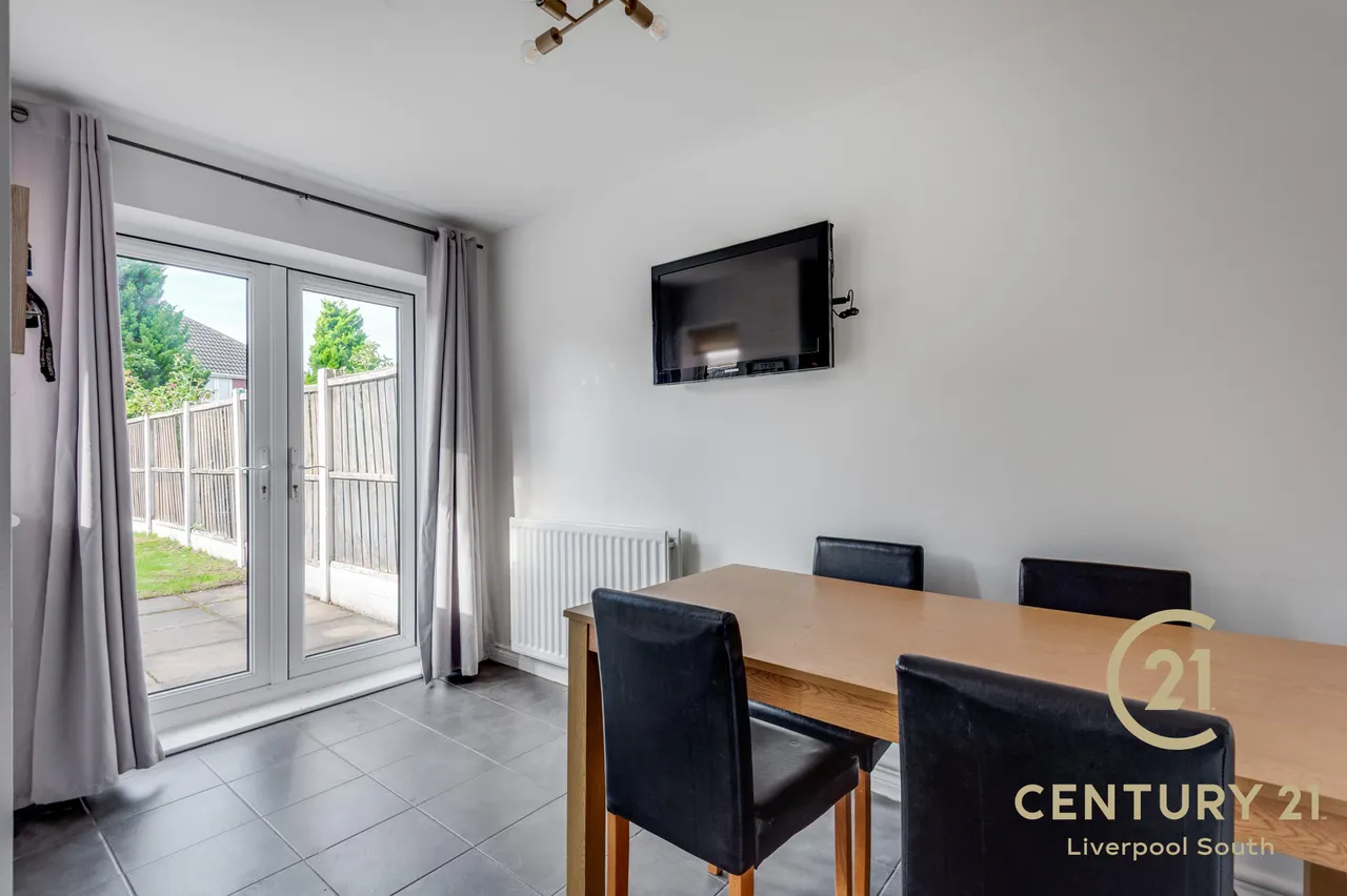 Leeming Grove, Garston, L19, photo 5