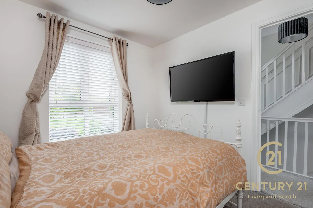 Leeming Grove, Garston, L19, photo 13