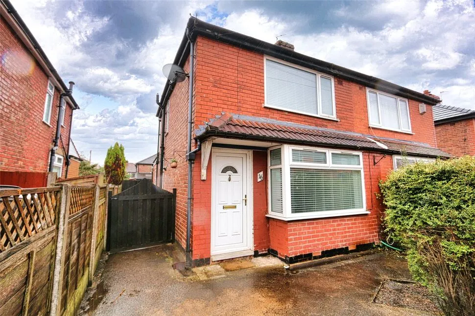 2 bed house for sale, Astbury Avenue, Audenshaw, M34