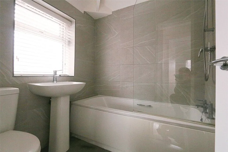 Astbury Avenue, Audenshaw, M34, photo 7