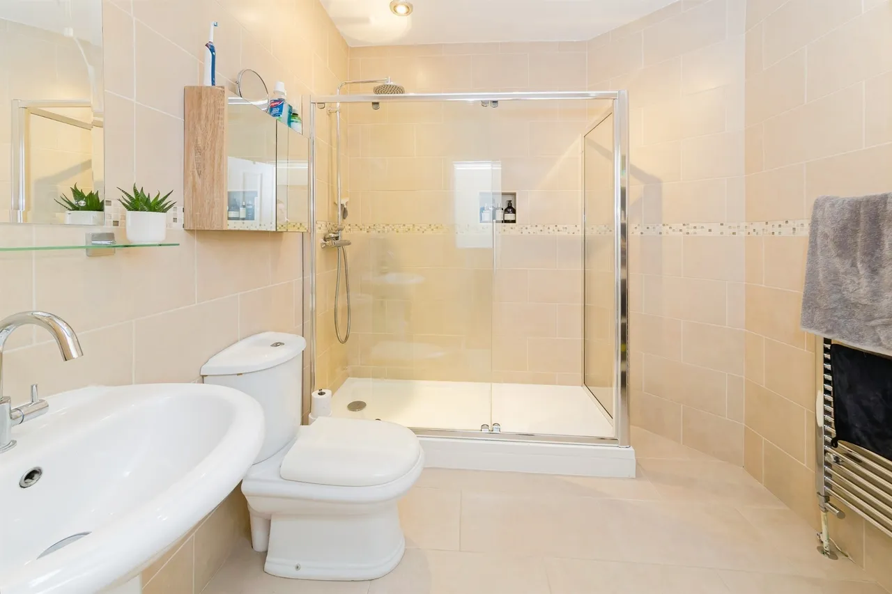 Brantridge Lane, Staplefield, HAYWARDS HEATH, photo 6