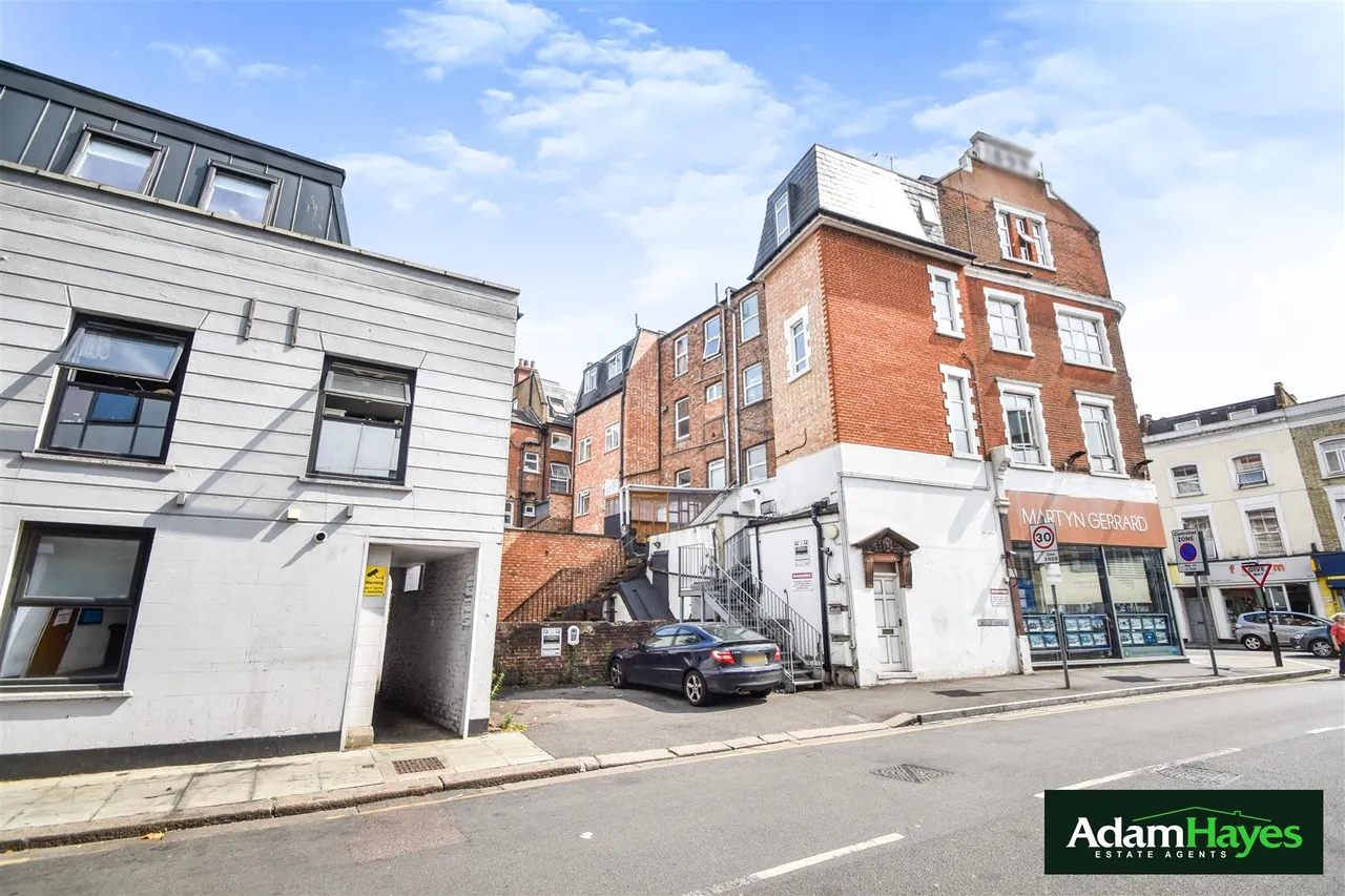 Regents Park Road, Finchley Central, N3, photo 8