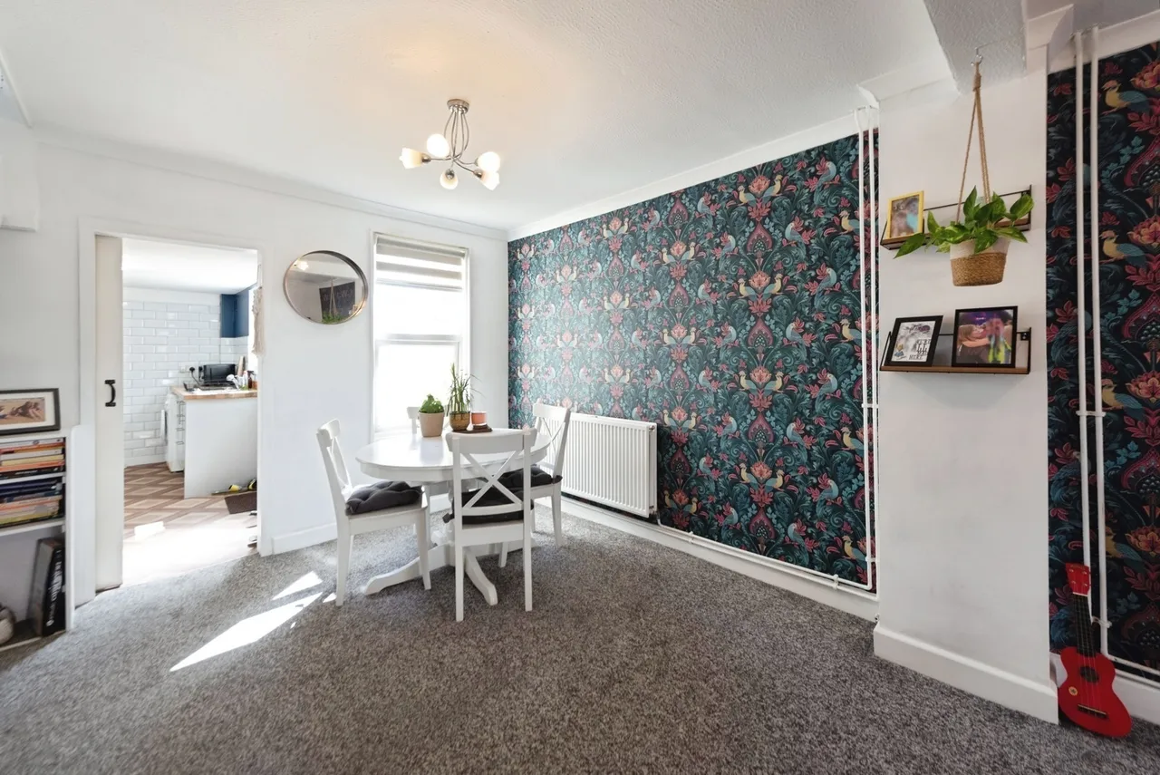 Russell Street, Gosport, PO12, photo 5