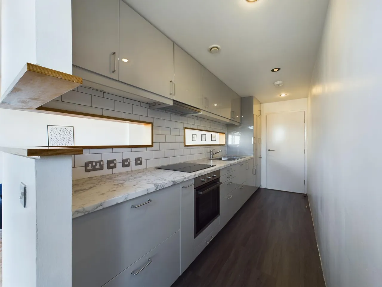 Wood Street, L1, photo 5
