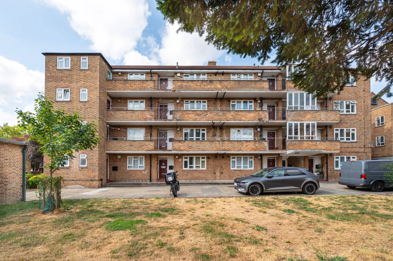 18 Abbess Close, Tulse Hill, London, photo 8