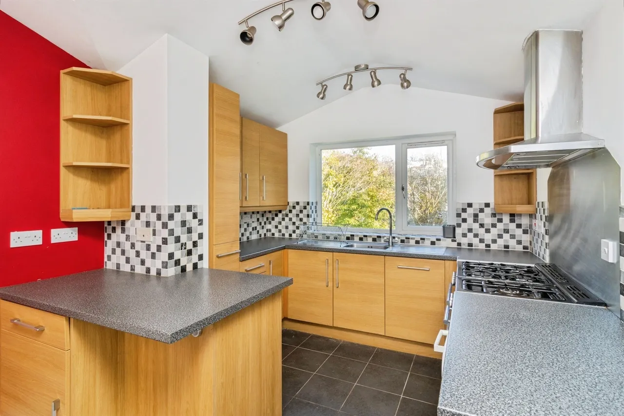 Forde Close, Abbotskerswell, TQ12, photo 6