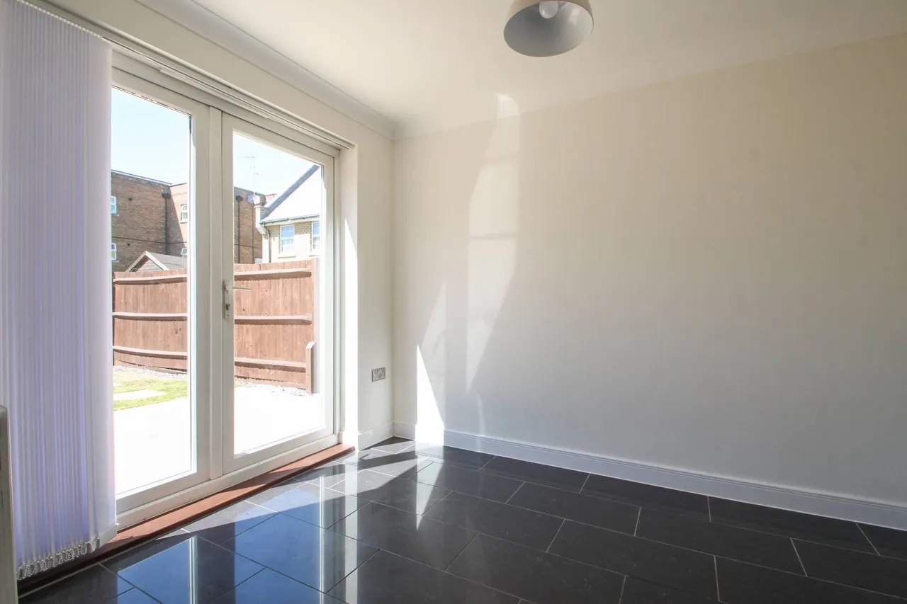 Reed Court, Greenhithe, photo 5