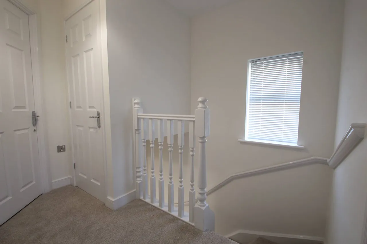 Reed Court, Greenhithe, photo 7