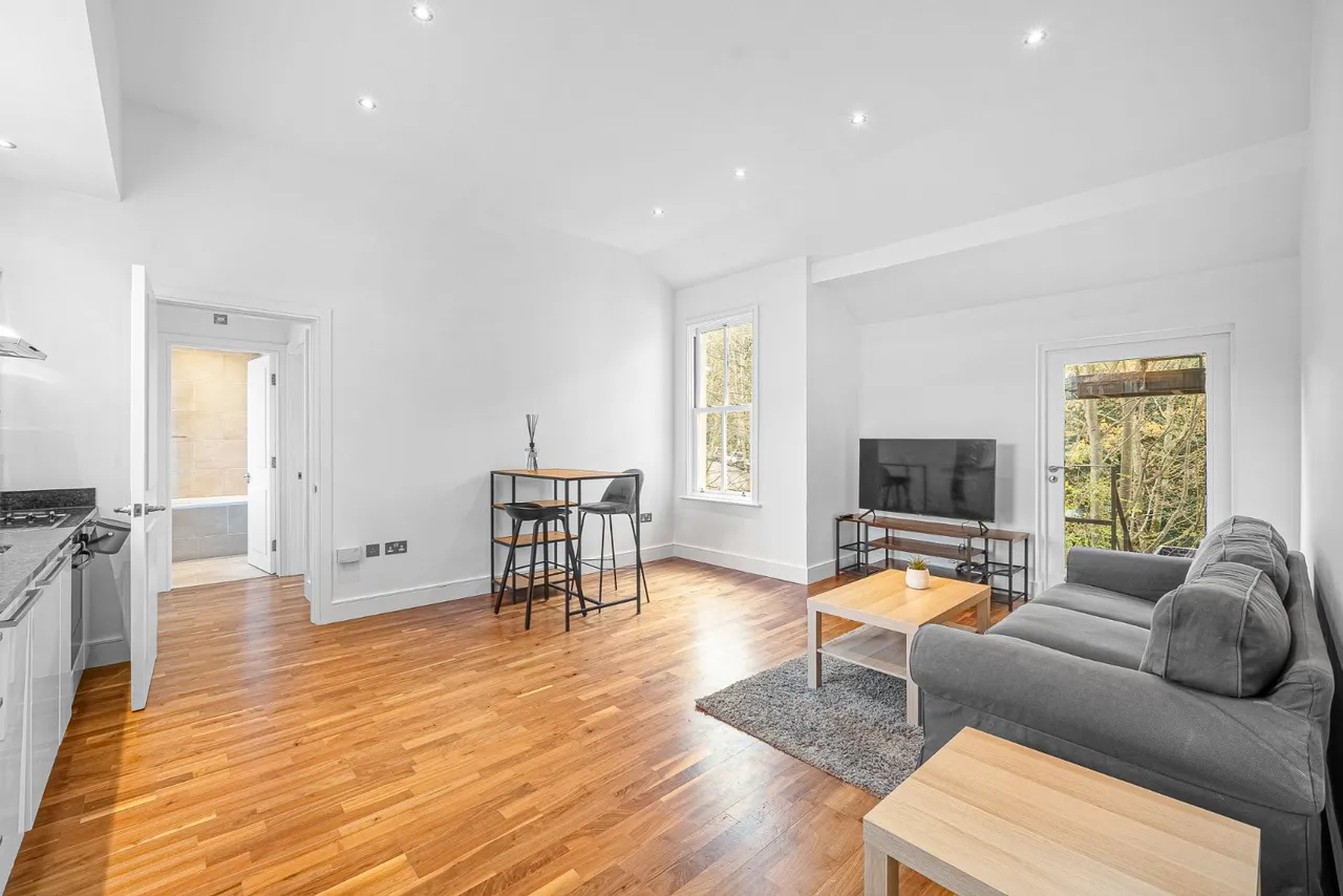 Royal Parade, Harrogate, HG1, photo 3