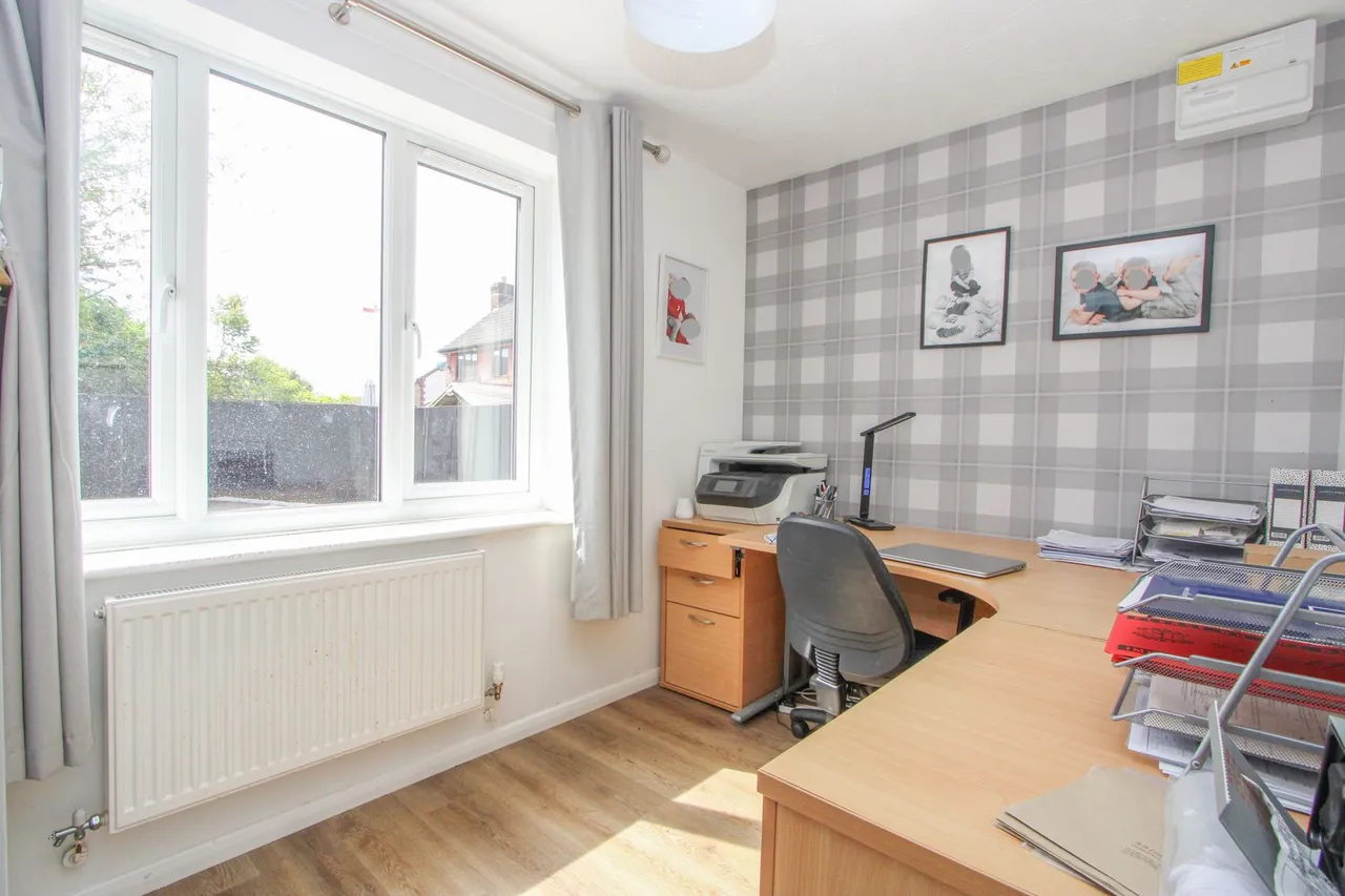 Clayfield, Yate, photo 12