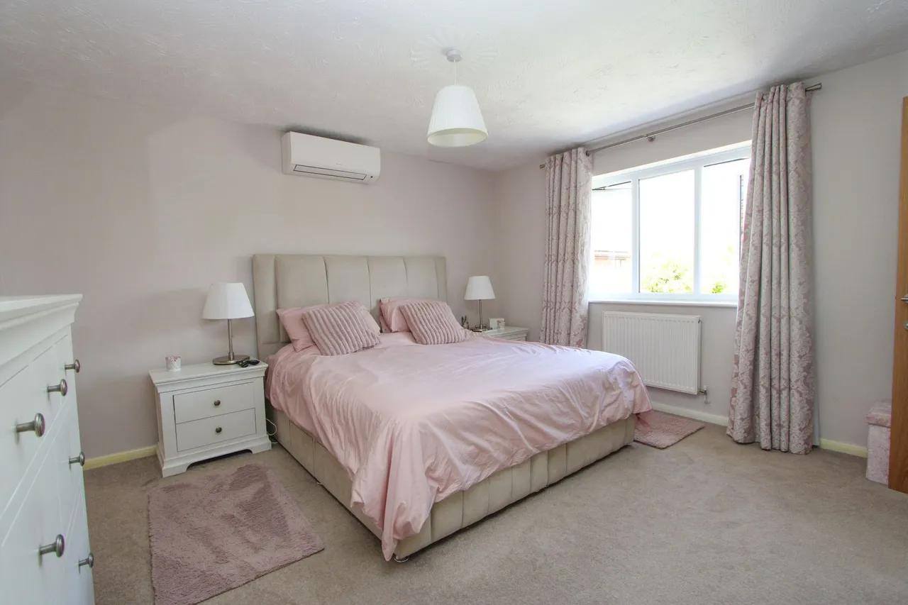 Clayfield, Yate, photo 16