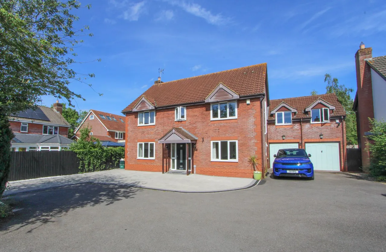 Clayfield, Yate, photo 30