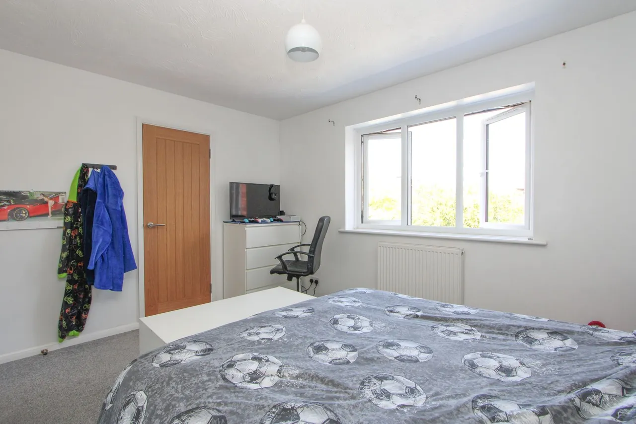 Clayfield, Yate, photo 19