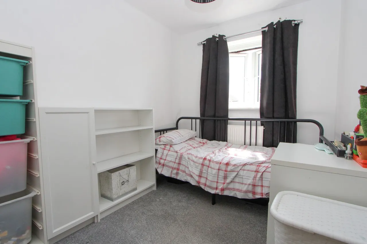 Clayfield, Yate, photo 22