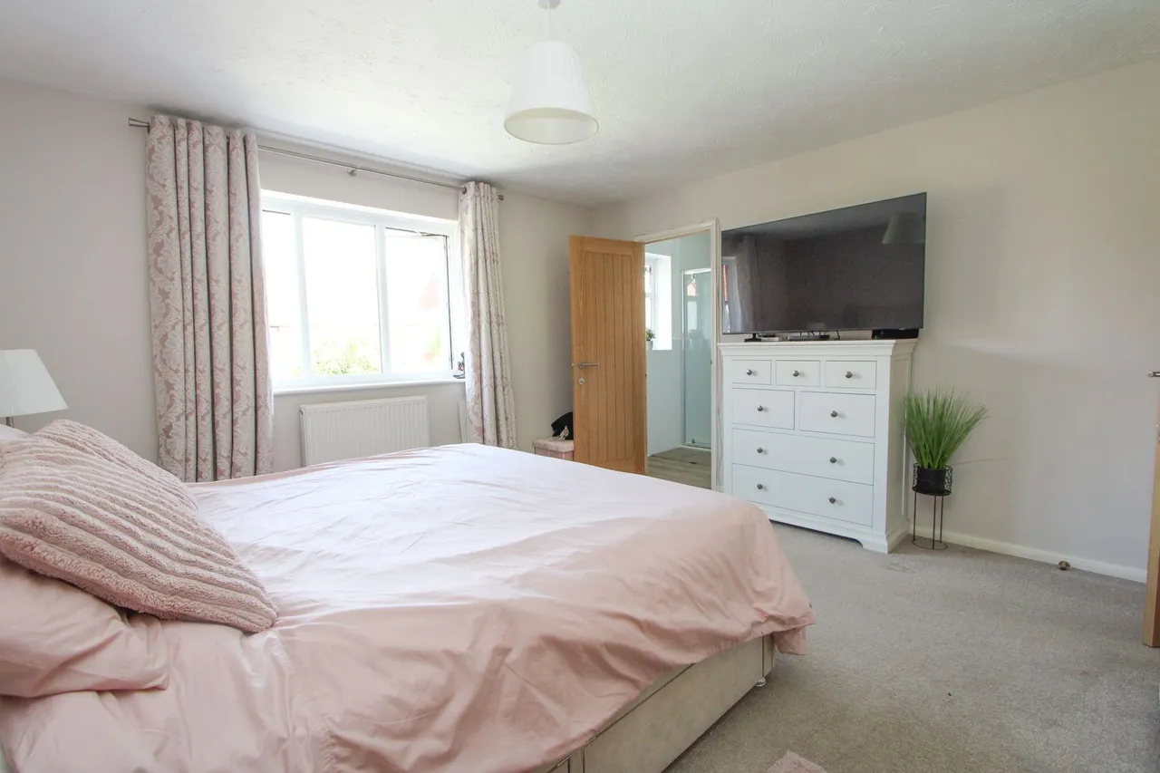 Clayfield, Yate, photo 14