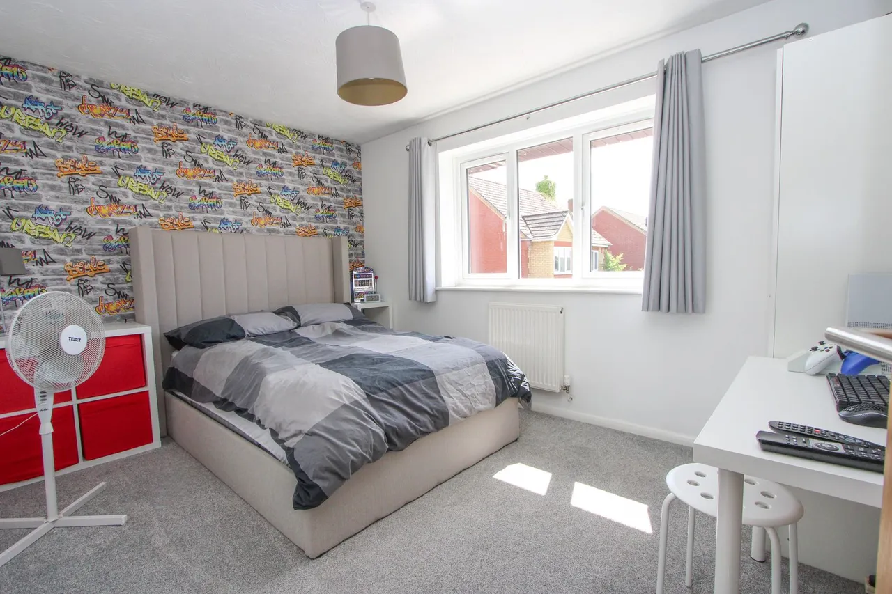 Clayfield, Yate, photo 20