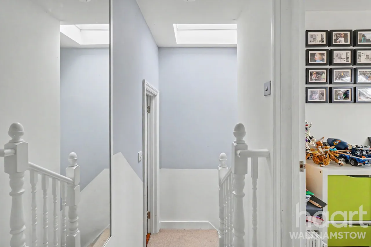 Brookscroft Road, London, E17, photo 35