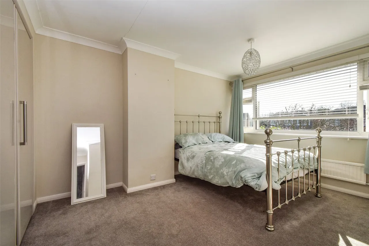 Ives Close, Yateley, GU46, photo 12