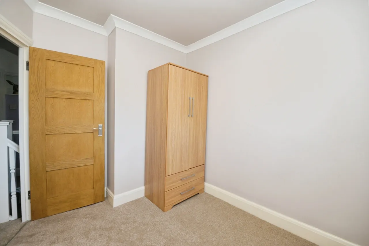Havering Drive, Romford, RM1, photo 9