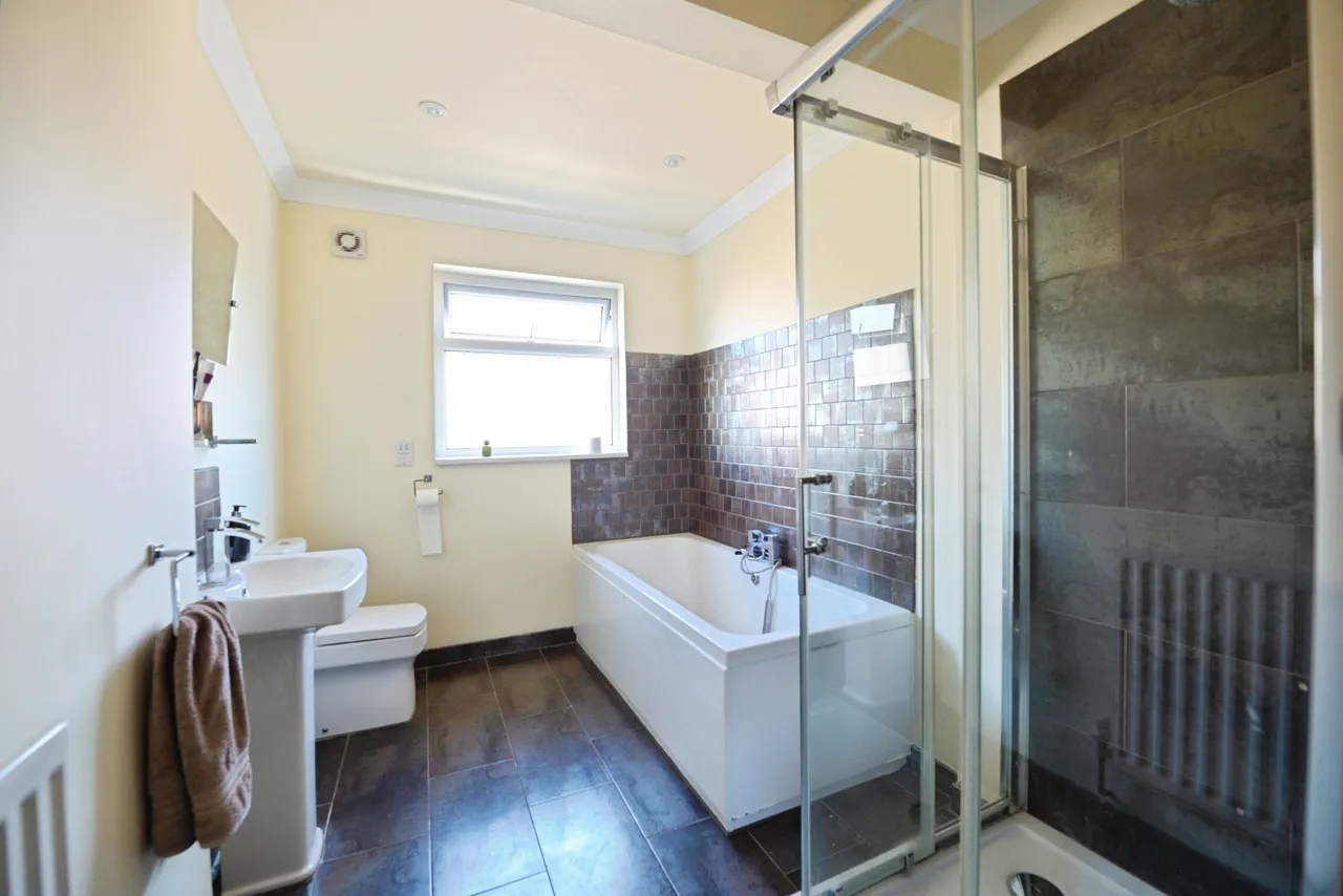 Havering Drive, Romford, RM1, photo 18