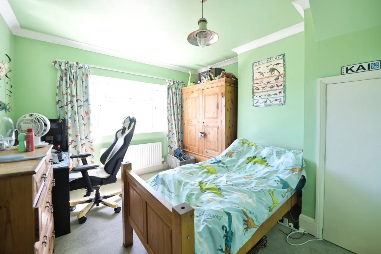 Havering Drive, Romford, RM1, photo 16