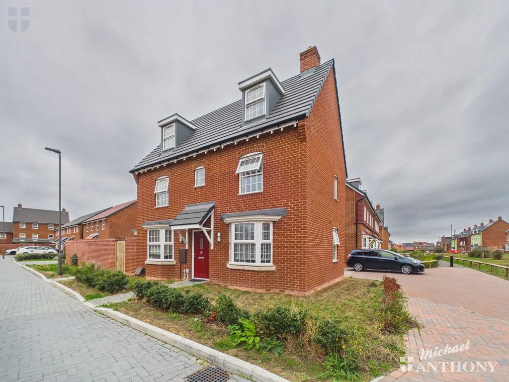 Sutton Grove, Kingsbrook, HP22, photo 22