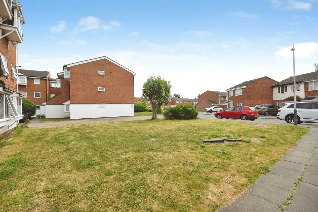 Braithwaite Avenue, Romford, RM7, photo 15